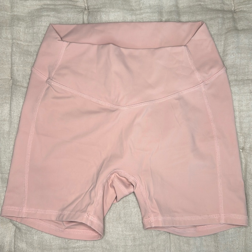 Seamless baby pastel pink athletic shorts!